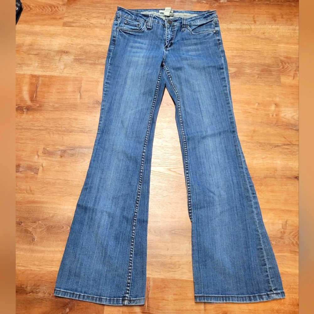 Refuge size 9 long jeans